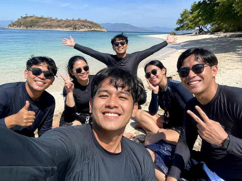 Pantai Gili Kondo